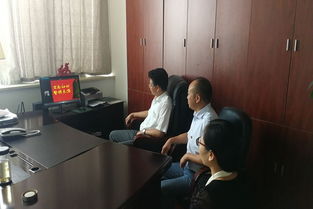 驻市发改委纪检组 督促观看警示教育片 一个不落下