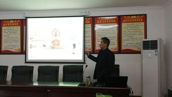 宜昌市水产站携手商务局赴长荣村开展精准扶贫虾稻共作技术培训